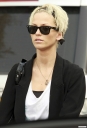 Sarah_Harding_leaving_home_with_Tommy_060409_28629.jpg