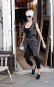 Имя файла=Sarah_Harding_shops_in_an_antique_shop_110309_28829.jpg
Размер файла=1332КБ
Размеры=2099x3330
Дата=Апр 01, 2012 Sarah_Harding_shops_in_an_antique_shop_110309_28829.jpg