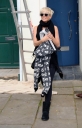 Sarah_Harding_takes_a_trip_to_the_dentist_260309_281129.jpg