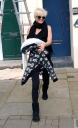 Sarah_Harding_takes_a_trip_to_the_dentist_260309_281229.jpg