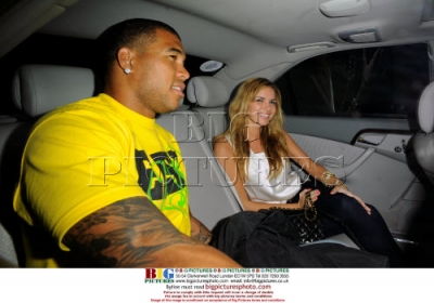 Nadine_and_Jason_leaving_Zuma_restaurant_120409_28629.jpg