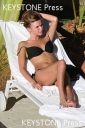 Nadine_Coyle_in_a_Bikini_in_Miami_050109_28629.jpg