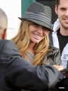 Имя файла=Nadine_Coyle_leaving_her_home_180209_281029.jpg
Размер файла=499КБ
Размеры=1768x2352
Дата=Апр 03, 2012 Nadine_Coyle_leaving_her_home_180209_281029.jpg