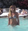 Имя файла=Nadine_in_the_pool_at_her_hotel_in_Los_Angeles_26_06_09_28229.jpg
Размер файла=516КБ
Размеры=1768x1960
Дата=Апр 03, 2012 Nadine_in_the_pool_at_her_hotel_in_Los_Angeles_26_06_09_28229.jpg