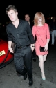 Имя файла=Nicola_leaving_Mayfair_hotel_going_to_Bungalow_82C_17_06_09_284229.jpg
Размер файла=39КБ
Размеры=440x693
Дата=Апр 04, 2012 Nicola_leaving_Mayfair_hotel_going_to_Bungalow_82C_17_06_09_284229.jpg