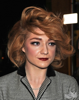 Nicola_leaving_the_restaurant__San_Carlo__in_Liverpool_12_2009_28629.jpg