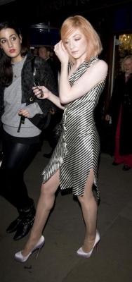 Nicola_Roberts_Arrives_At_Henry_Holland_Fashion_Show_240209_28129.jpg