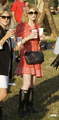 Nicola_Roberts_at_Glastonbury_27_06_09_281229.jpg