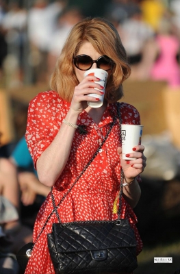 Nicola_Roberts_at_Glastonbury_27_06_09_281329.jpg