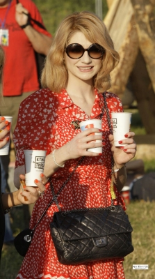 Nicola_Roberts_at_Glastonbury_27_06_09_28429.jpg