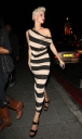 Sarah_Harding_and_Nicola_Roberts_leaving_NME_Afterparty_250209_281329.jpg
