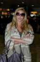 Nadine_Coyle_arrives_at_Heathrow_25_03_08_281329.jpg