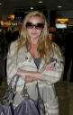 Nadine_Coyle_arrives_at_Heathrow_25_03_2008_28129.jpg