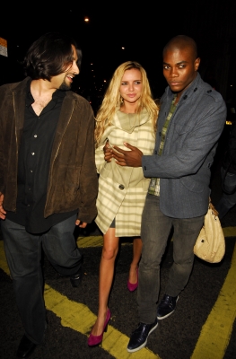 Nadine_Leaving_Mahiki_nightclub2C_London_19_05_08_281529.jpg