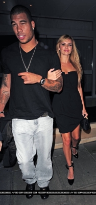 Nadine_and_Jason_arriving_at_the_Sanderson_Hotel_211008_281529.jpg