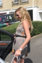 Имя файла=Nadine_leaving_her_house2C_London_15_08_08_281129.jpg
Размер файла=113КБ
Размеры=425x630
Дата=Апр 06, 2012 Nadine_leaving_her_house2C_London_15_08_08_281129.jpg