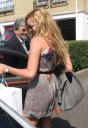 Имя файла=Nadine_leaving_her_house2C_London_15_08_08_28729.jpg
Размер файла=110КБ
Размеры=435x630
Дата=Апр 06, 2012 Nadine_leaving_her_house2C_London_15_08_08_28729.jpg
