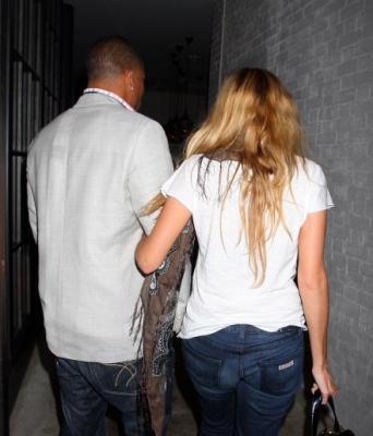 Nadine2C_Nicola_and_Sarah_go_out_to_Shoreditch_House_050908_281929.jpg