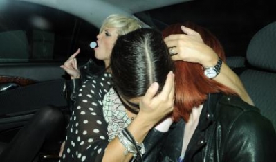 Nadine2C_Nicola_and_Sarah_go_out_to_Shoreditch_House_05_09_08_283629.jpg