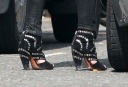 Sarah_Harding_arriving_home_06_04_12_28229.jpg