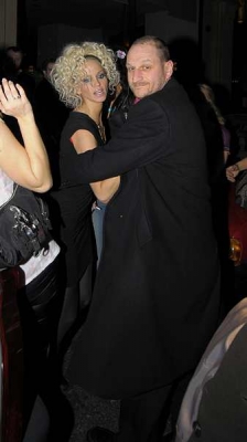 Sarah_and_Nicola_leaving_Nobu_and_Mahiki_01_03_08_286529.jpg