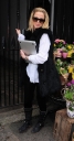 Sarah_Harding_leaving_her_home_07_04_12_28329.jpg