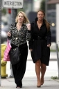 Имя файла=Kimberley_Walsh_shopping_on_Melrose_Avenue2C_Hollywood_19_02_08_285529.jpg
Размер файла=27КБ
Размеры=399x600
Дата=Апр 07, 2012 Kimberley_Walsh_shopping_on_Melrose_Avenue2C_Hollywood_19_02_08_285529.jpg
