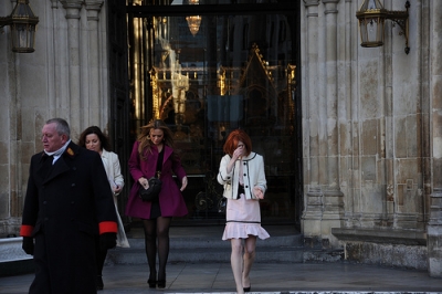 Nicola_and_Kimberley_leaving_Westminister_Abbey_10_12_08_28929.jpg