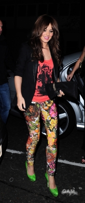 Cheryl2C_Kimberley_and_Nicola_at_Vanilla_club2C_London_06_04_12_282629.jpg