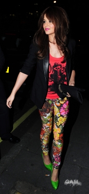 Cheryl2C_Kimberley_and_Nicola_at_Vanilla_club2C_London_06_04_12_282729.jpg