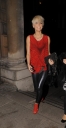 Sarah_Harding_night_out_in_Camden_18_12_08_281629.jpg