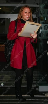 Kimberley_Walsh_leaving_Radio_One_09_11_08_283329.jpg