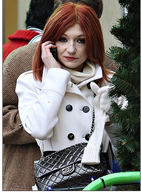 Nicola_at_Winter_Wonderland_in_London27s_Hyde_Park_30_11_08_28129.jpg