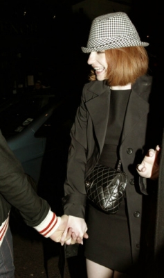 Nicola_Roberts_leaving_Mahiki2C_London_06_12_08_281229.jpg