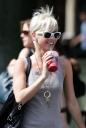 Имя файла=Sarah_and_Tommy_keep_cool_in_Hampstead_28_07_08_282629.jpg
Размер файла=715КБ
Размеры=2019x3000
Дата=Апр 09, 2012 Sarah_and_Tommy_keep_cool_in_Hampstead_28_07_08_282629.jpg