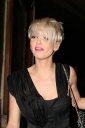 Имя файла=Sarah_Harding_at_Gilgamesh_in_Camden2C_London_31_12_08_281329.jpg
Размер файла=75КБ
Размеры=668x1000
Дата=Апр 09, 2012 Sarah_Harding_at_Gilgamesh_in_Camden2C_London_31_12_08_281329.jpg