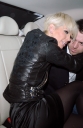 Sarah_and_Tom_leaving_the_Mayfair_hotel_04_12_08_28529.jpg