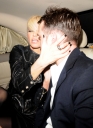 Sarah_and_Tom_leaving_the_Mayfair_hotel_04_12_08_28829.jpg