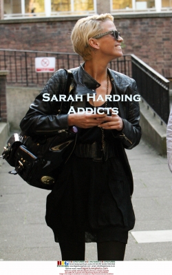 Sarah_Harding_leaving_a_Charity_Card_Sale2C_London_27_10_08_28729.jpg