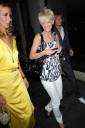 Sarah_leaving_Mayfair_Hotel2C_with_Lady_Victoria_Hervey_16_09_08_282229.jpg