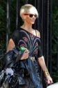 Sarah_Harding_leaving_her_home_19_09_08_28329.jpg