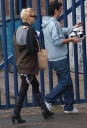 Sarah_harding_pops_out_for_food_during_a_break2C_London_12_04_08_28429.jpg
