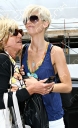 Sarah_out_in_London_27_08_08_281329.jpg