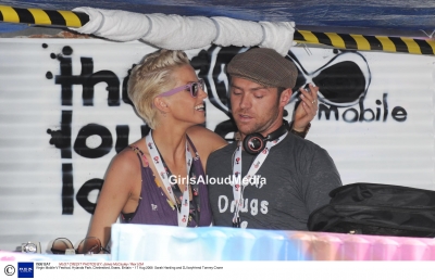 Sarah_backstage_at_V_Festival2C_Hylands_Park_17_08_08_281129.jpg