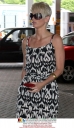 Имя файла=Sarah_Harding_at_a_petrol_station_05_07_08_28229.jpg
Размер файла=667КБ
Размеры=1350x2307
Дата=Апр 15, 2012 Sarah_Harding_at_a_petrol_station_05_07_08_28229.jpg