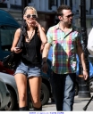 Имя файла=Sarah_and_Tommy_out_in_London_30_06_08_281929.jpg
Размер файла=188КБ
Размеры=671x820
Дата=Апр 15, 2012 Sarah_and_Tommy_out_in_London_30_06_08_281929.jpg