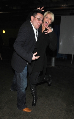 Sarah_Harding_leaving_Cineworld_after_Bad_Day_Premiere2C_Wandsworth_18_02_08_281029.jpg