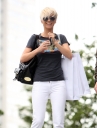 Sarah_and_Nicola_out_and_about_in_Birmingham_05_06_08_281729.jpg