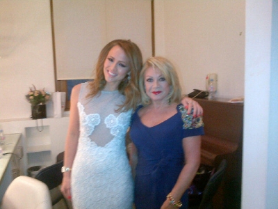Kimberley_Walsh_at_the_Olivier_Awards_15_04_12_282429.jpg