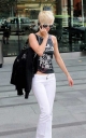 Имя файла=Sarah___Nicola_outside_their_hotel_in_Manchester_29_05_08_28529.jpg
Размер файла=50КБ
Размеры=503x800
Дата=Апр 19, 2012 Sarah___Nicola_outside_their_hotel_in_Manchester_29_05_08_28529.jpg